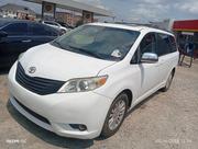 Toyota Sienna 2012 White for sale