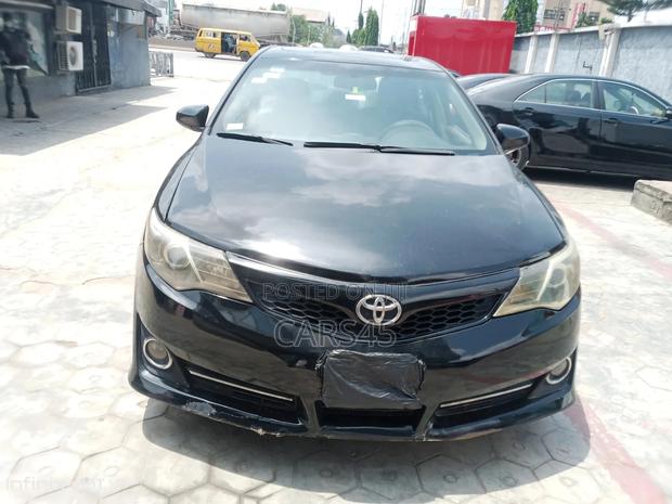 Toyota Camry 2012 Black