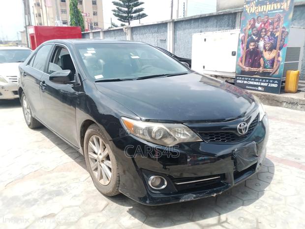 Toyota Camry 2012 Black