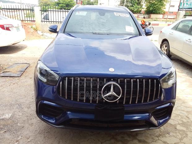 Mercedes-Benz GLC-Class 2017 Blue