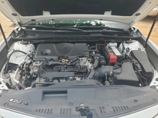 Toyota Camry XSE FWD 2020 White