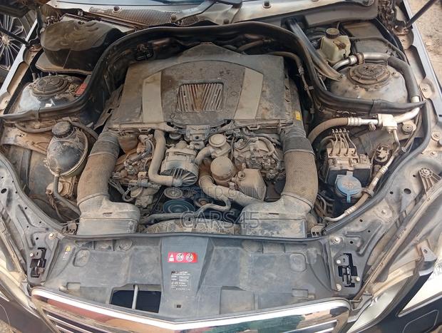 Mercedes-Benz E350 2011 Gray