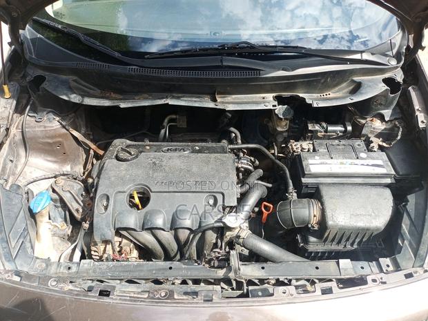 Kia Rio 2013 Brown