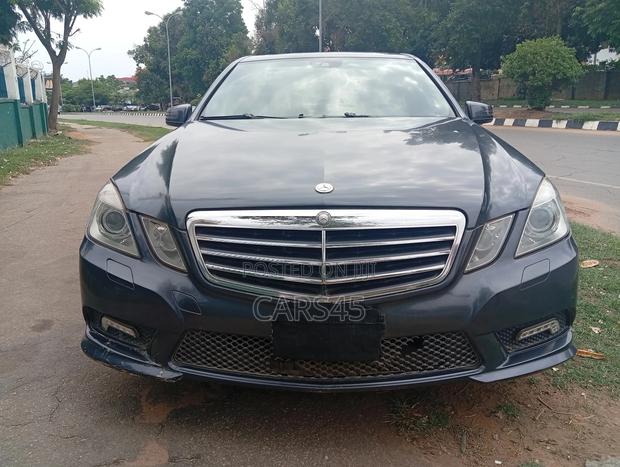 Mercedes-Benz E350 2011 Gray