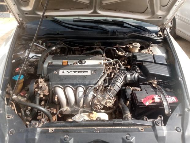 Honda Accord 2006 Silver