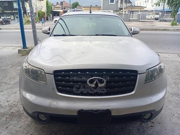 Infiniti FX35 Base 4x4 (3.5L 6cyl 5A) 2004 Silver