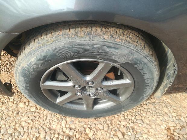 Toyota Camry 2004 Gray