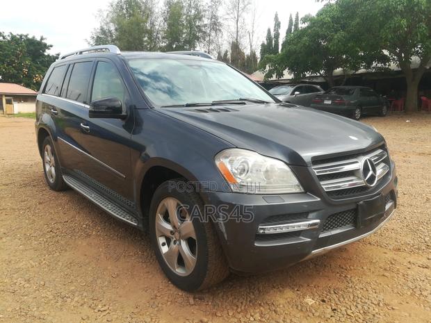 Mercedes-Benz GL-Class 2010 Gray