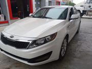 Kia K5 2011 White for sale