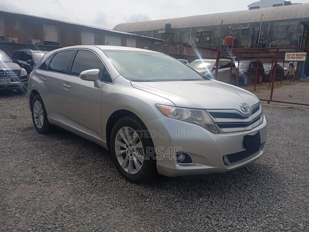 Toyota Venza 2013 Silver