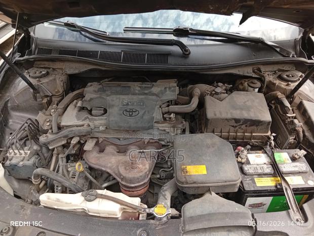 Toyota Camry 2014 Gray