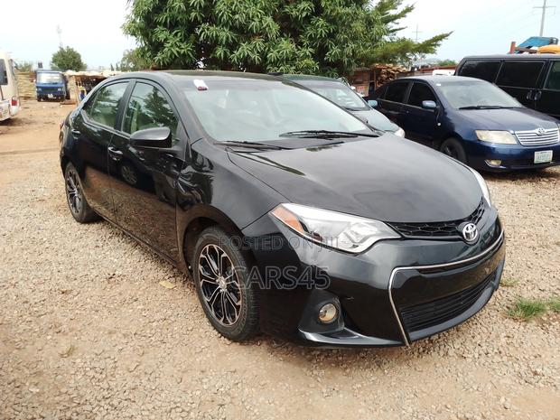 Toyota Corolla LE Plus 4dr Sedan (1.8L 4cyl CVT) 2016 Black