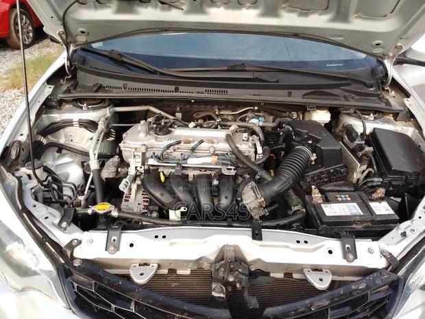 Toyota Corolla 2016 Silver