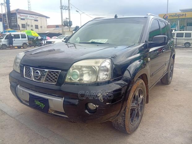 Nissan X-Trail 2006 Black