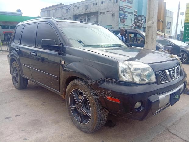Nissan X-Trail 2006 Black