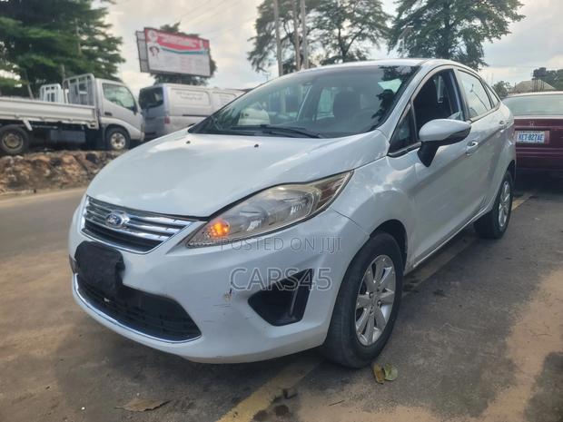 Ford Fiesta 2014 White