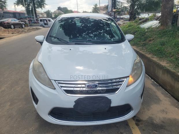 Ford Fiesta 2014 White