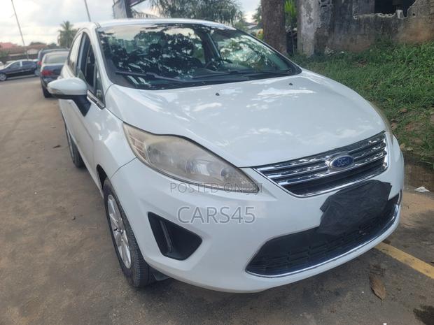 Ford Fiesta 2014 White