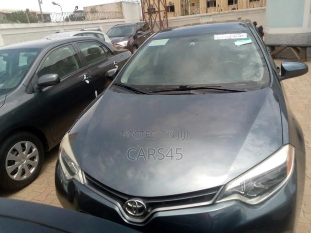Toyota Corolla 2016 Gray