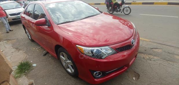 Toyota Camry 2014 Red