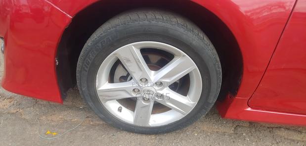 Toyota Camry 2014 Red