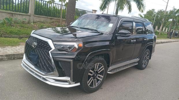 Toyota 4-Runner Limited 4WD 2010 Black