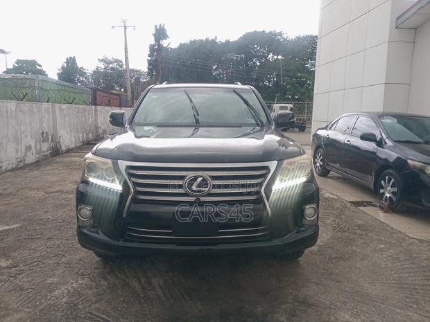 Lexus LX 2013 Black