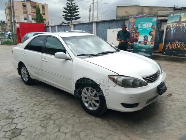 Toyota Camry 2006 White