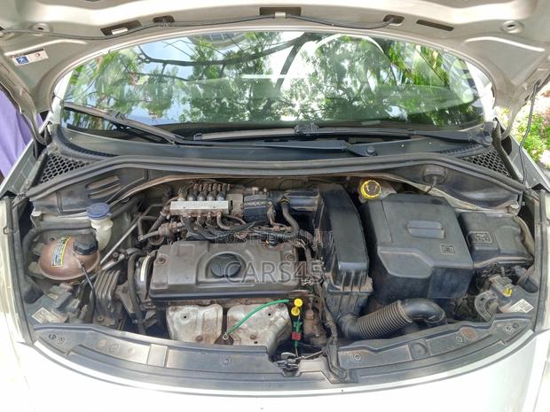 Peugeot 207 2010 Silver
