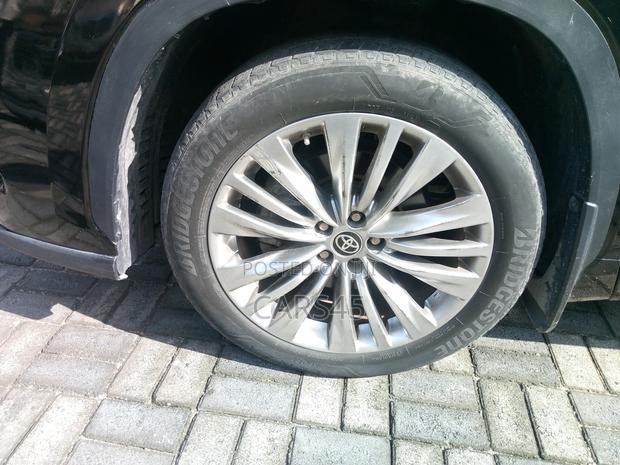 Toyota Highlander 2023 Black