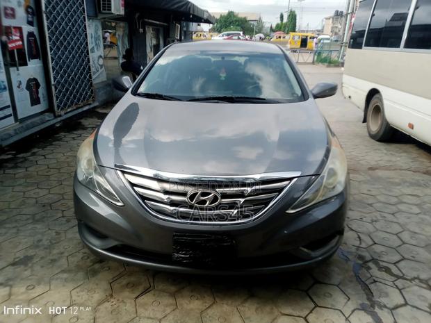 Hyundai Sonata 2011 Gray
