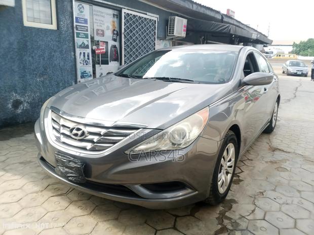 Hyundai Sonata 2011 Gray