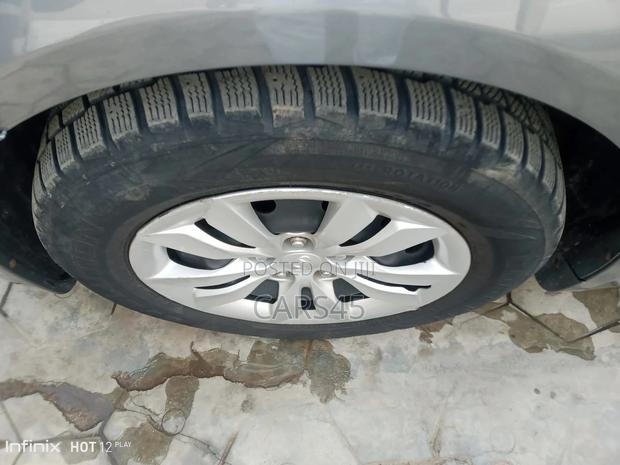 Hyundai Sonata 2011 Gray