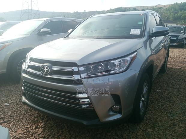 Toyota Highlander 2015 Gray