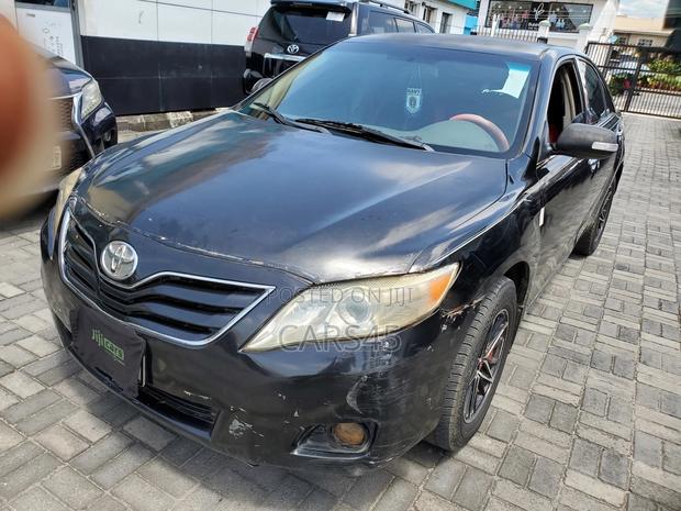 Toyota Camry 2010 Black