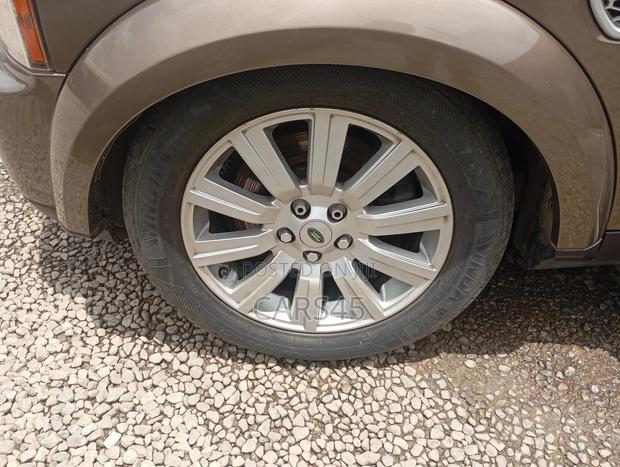 Land Rover Lr4 2013 Gray