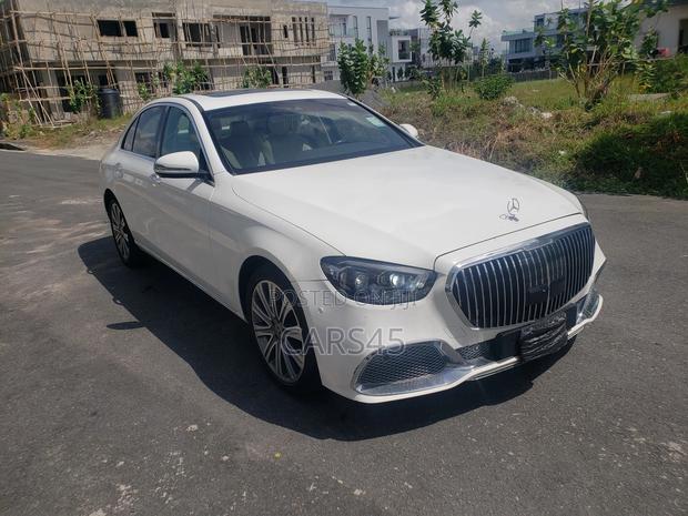 Mercedes-Benz E300 2018 White