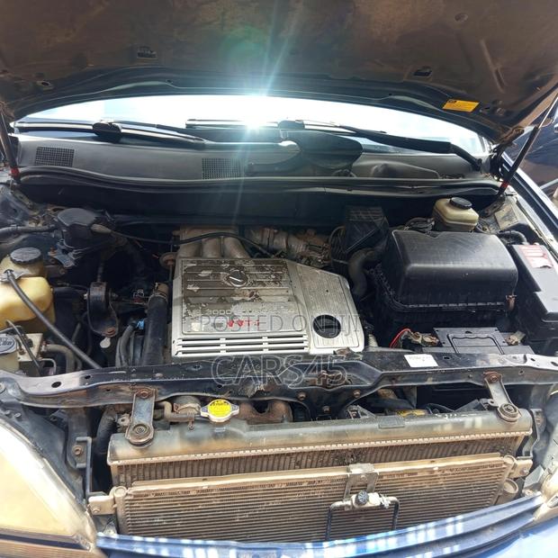 Lexus RX 2001 Blue