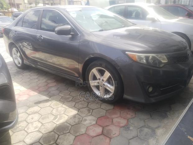 Toyota Camry 2013 Gray