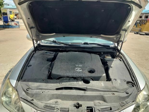 Lexus IS 2009 Silver