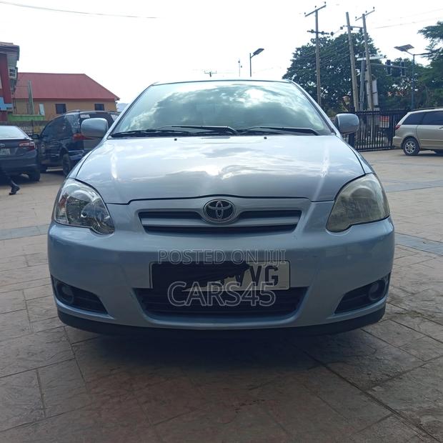 Toyota Corolla 2005 Blue