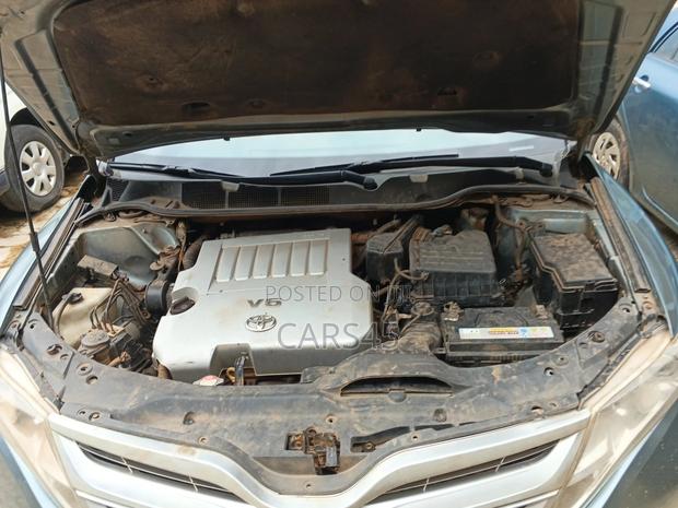 Toyota Venza 2009 Gray