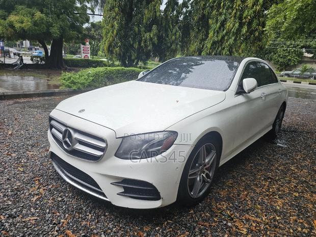 Mercedes-Benz E300 2018 White