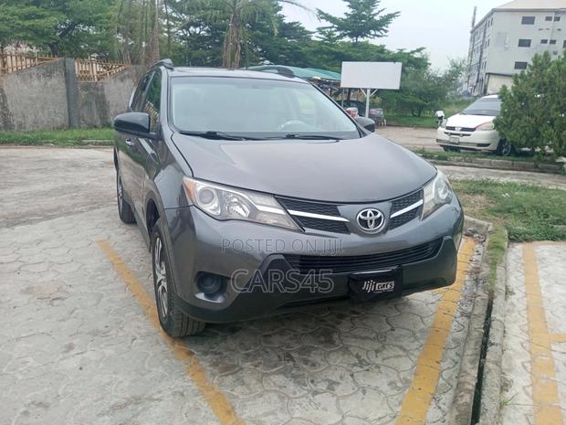 Toyota RAV4 2015 Gray