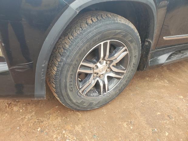 Toyota Fortuner 2.7 AWD 2020 Black