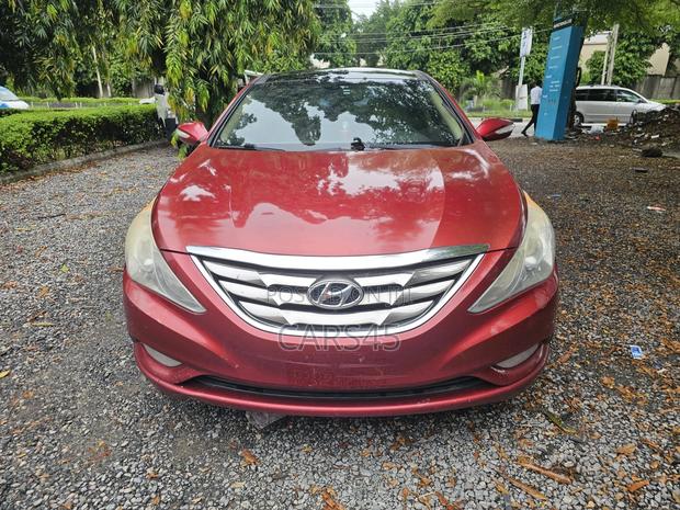 Hyundai Sonata 2013 Red