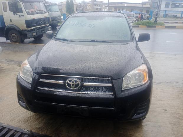 Toyota RAV4 2011 Black