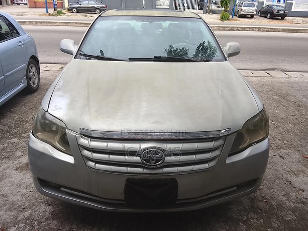 Toyota Avalon Limited Sedan FWD (3.5L 6cyl 6A) 2008 Silver