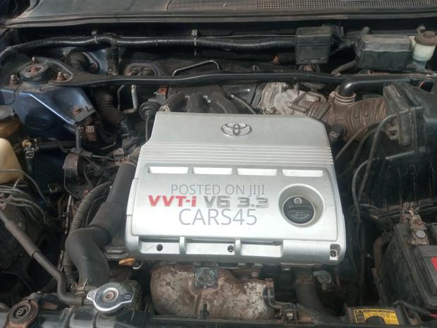 Toyota Highlander Base FWD 2004 Blue