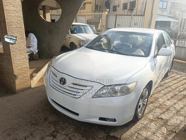 Toyota Camry 2009 White